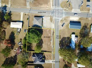N Broad St, Cowarts, AL 36321