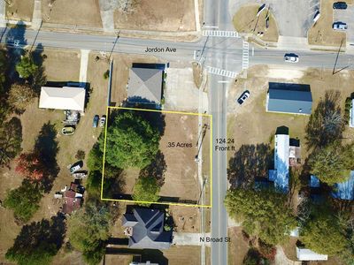 N Broad St, Cowarts, AL, 36321