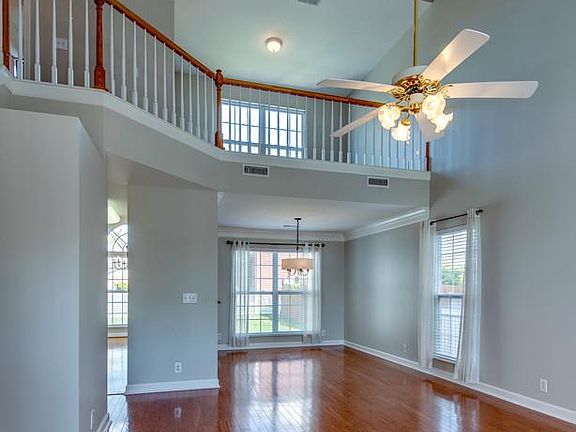5th image of 277 Wisteria Dr