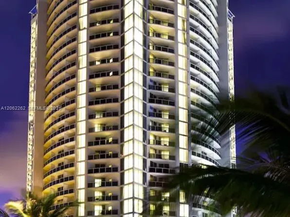 18001 Collins Ave #2206, North Miami Beach, FL 33160