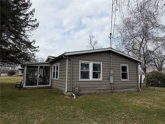 4th image of 451 Delaware Rd