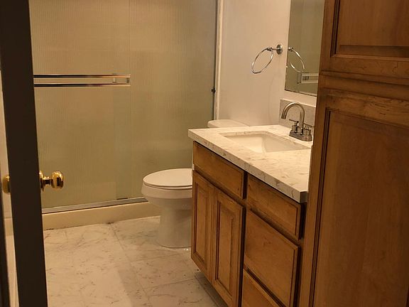3rd image of 109 Ximeno Ave APT A