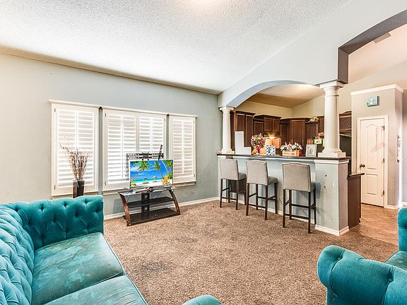 5th image of 229 Flor Acacia Ct