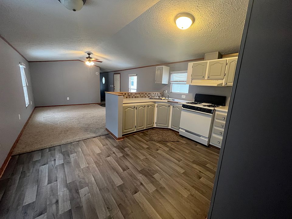 1st image of 2462 E Birch Dr #91