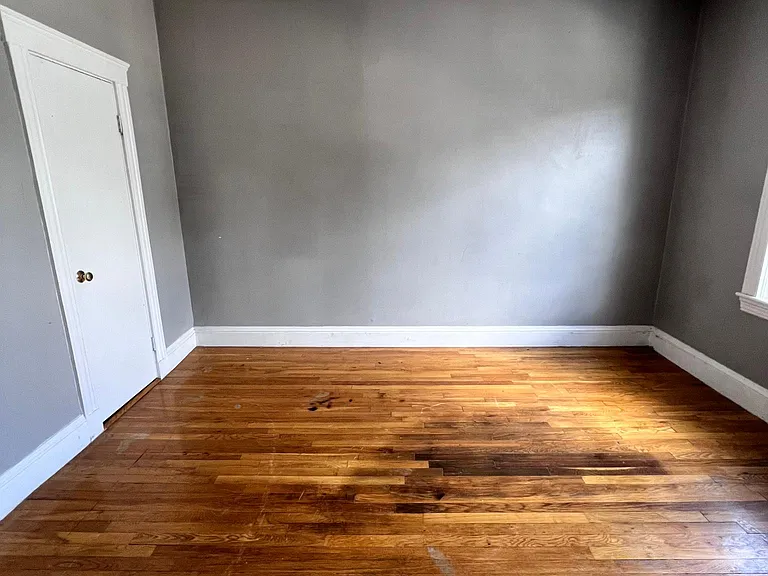 15 Nichols St #2 — Photo 7