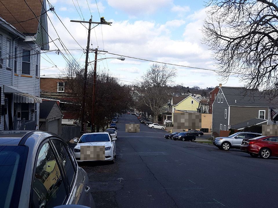 2nd image of 123 S 10th St
