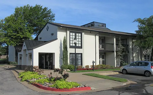 Cedar Park Apartments Photo 1