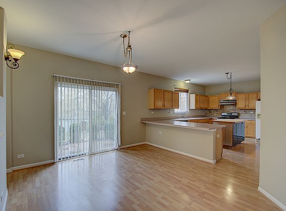 5th image of 1461 Hawksley Ln
