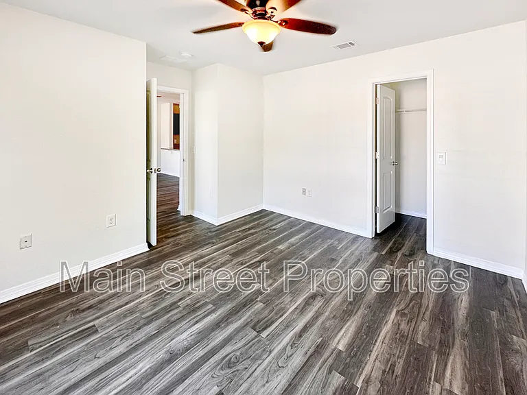 10493 River Birch Dr — Photo 11