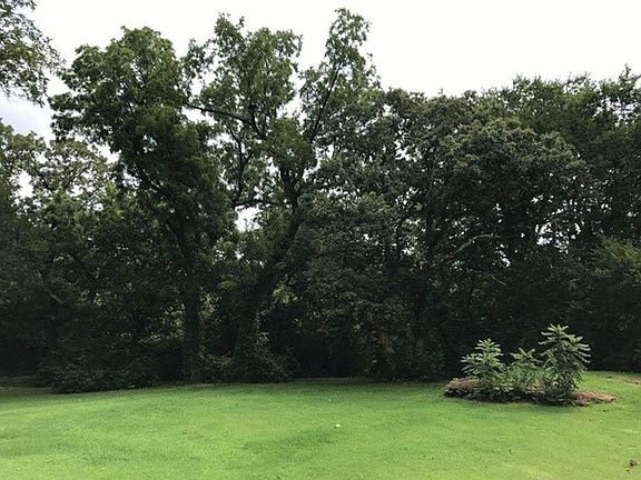 4th image of 1727 Bryant Cir