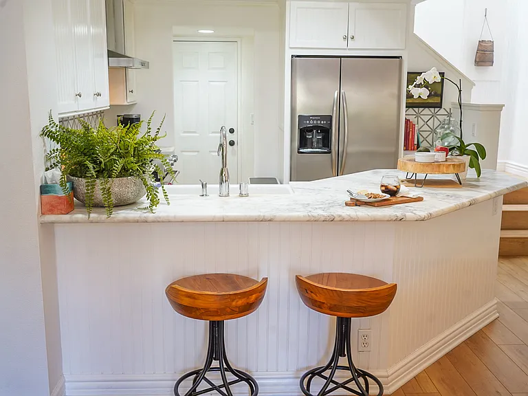 Belly up breakfast bar