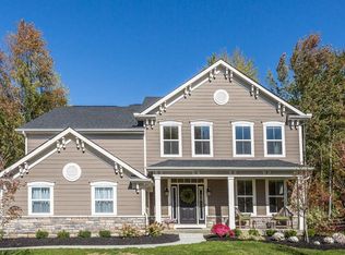 8588 Paddock Trl, Blacklick, OH 43004