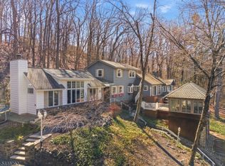363 Springbrook Trl, Sparta, NJ 07871