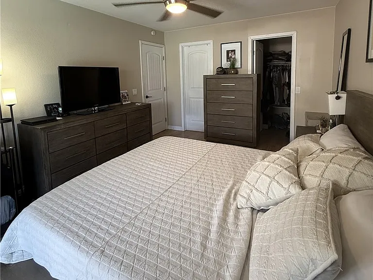 3165 Weatherby Dr — Photo 17