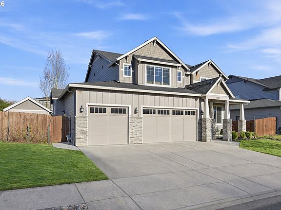 2nd image of 9401 NE 165th Ave