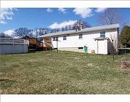 2nd image of 18 Waverly St