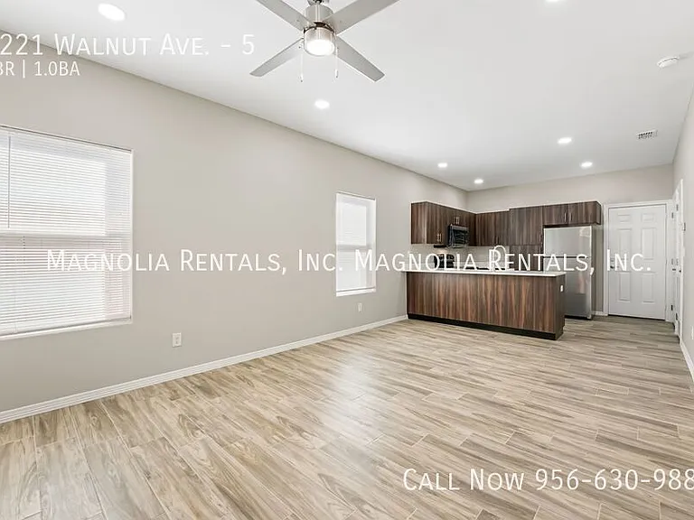 4221 Walnut Ave #5 — Photo 4