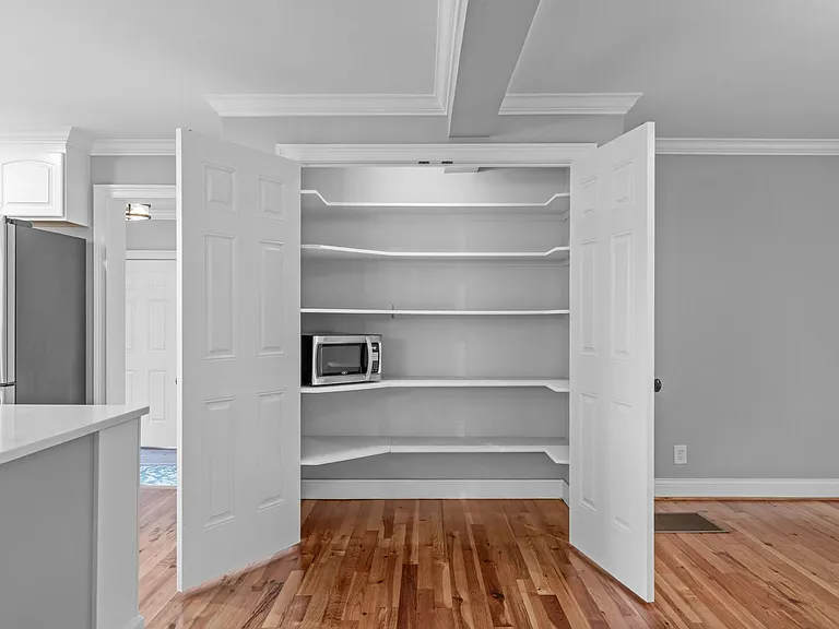 1508 Braden Overlook Ct — Photo 11