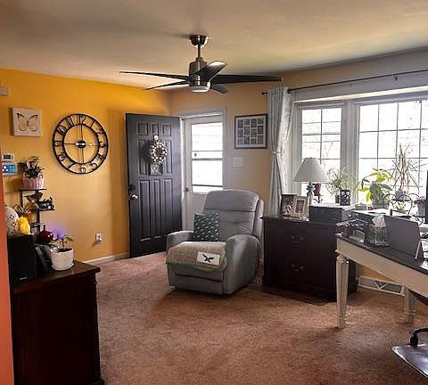 3rd image of 665 Schoolside Ln