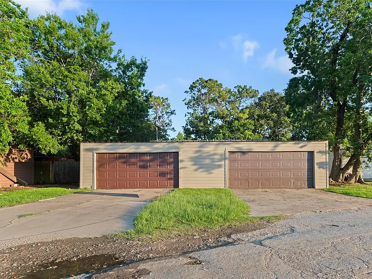 9306 Tooley Dr — Photo 25