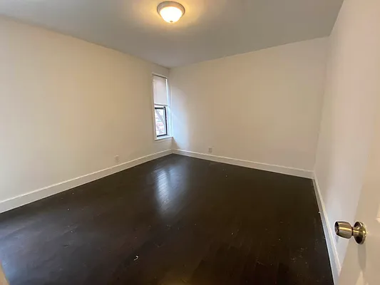 Rented by Think Properties | media 4