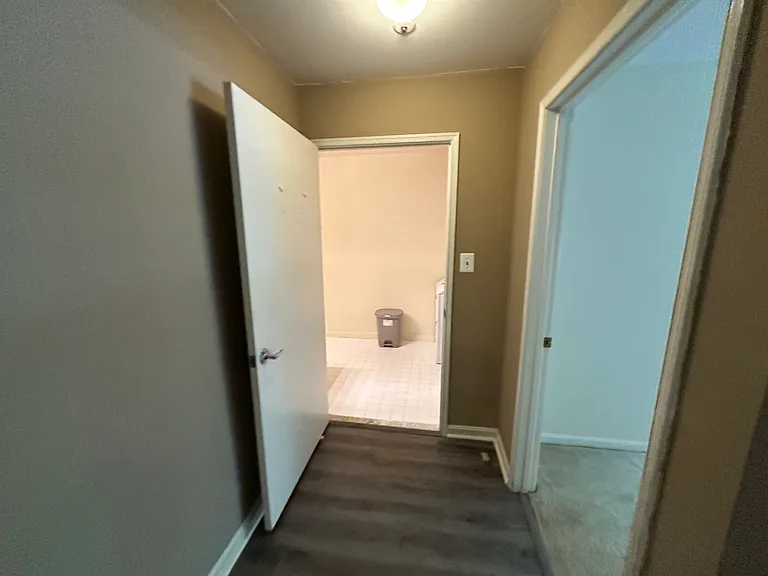 4906 Columbia Rd #2 — Photo 25