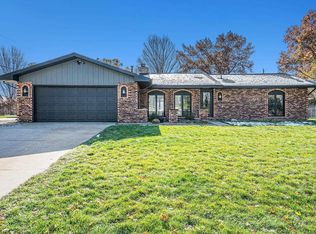 22888 Chestnut Ln, Goshen, IN 46528