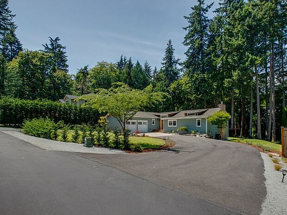 5th image of 9385 Moss Ln NE