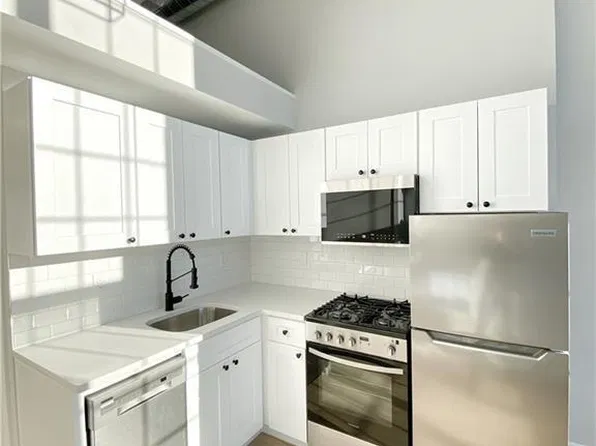 32 W Main St, Norwalk, CT