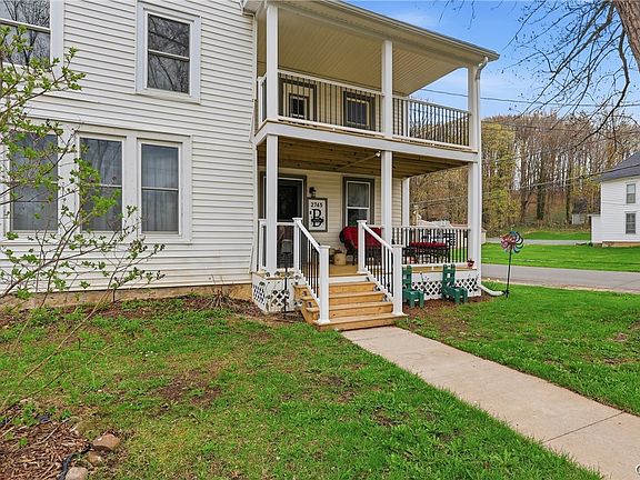 3rd image of 2765 E Brutus St