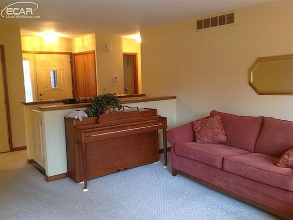 5th image of 1359 Leisure Dr