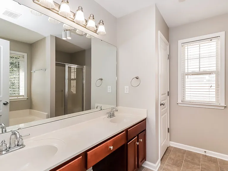 7418 Alluvial Dr — Photo 12