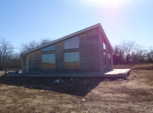 75 SE Hwy Aa, Clinton, MO 64735