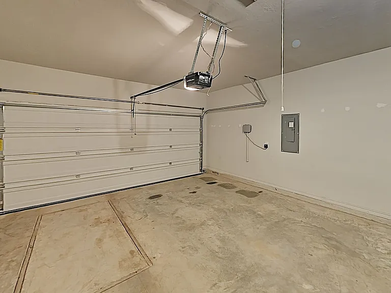 2516 Caden Ct — Photo 18