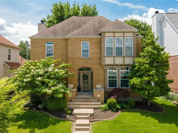 3030 Saint Vincent Ave, Saint Louis, MO 63104