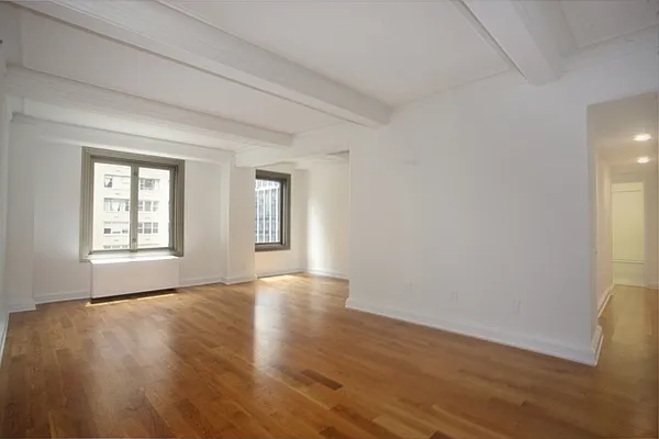 Rented by Manhattan Skyline | media 10