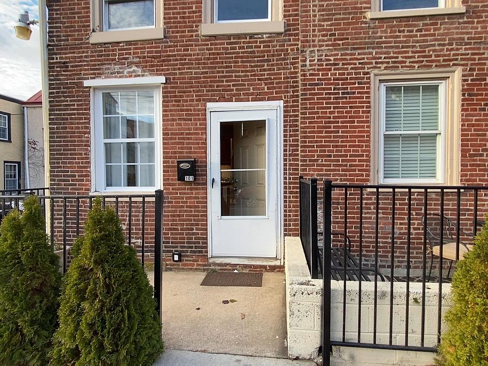 Front Entrance on corner of Church St. and W. Chestnut St