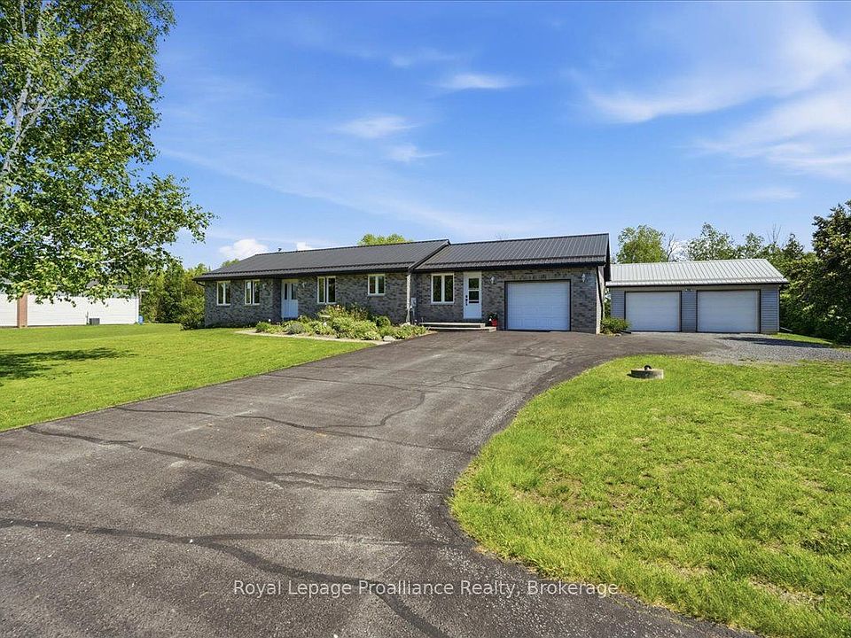 1st image of 330 Thrasher Rd