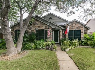 2805 Deer Creek Ct, Garland, TX 75040