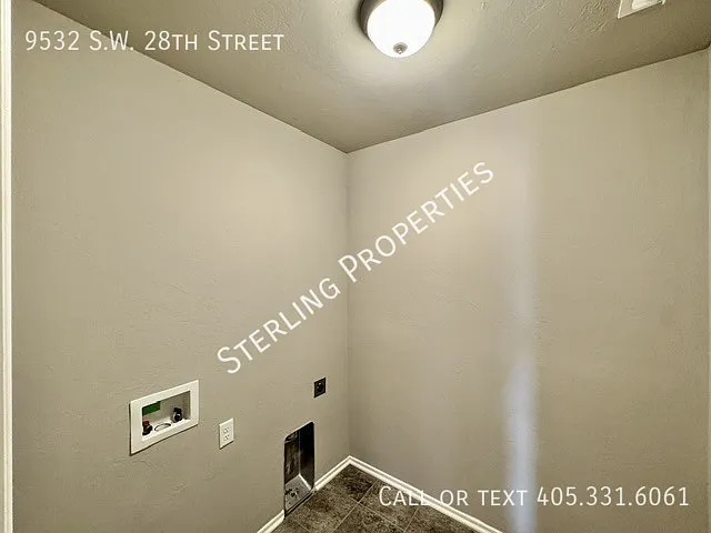 9532 SW 28th St — Photo 8