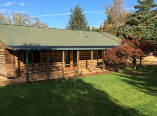 175 5th St, Scotts Mills, OR