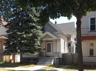 2422 S 7th St, Milwaukee, WI 53215