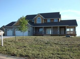 21230 Monterey Trl, Lakeville, MN 55044