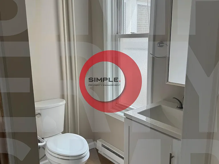 828 Madison Ave — Photo 10
