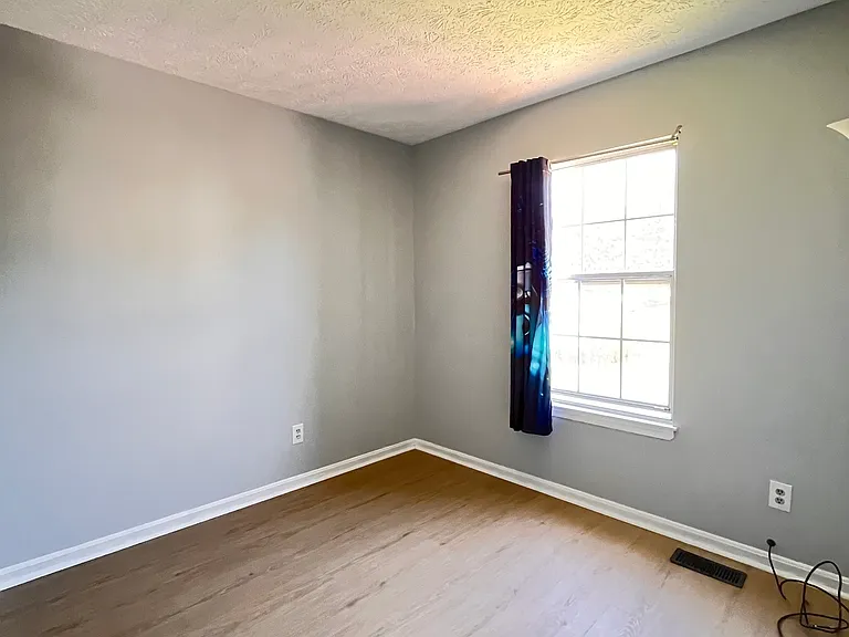 3301 Betterton Cir — Photo 16