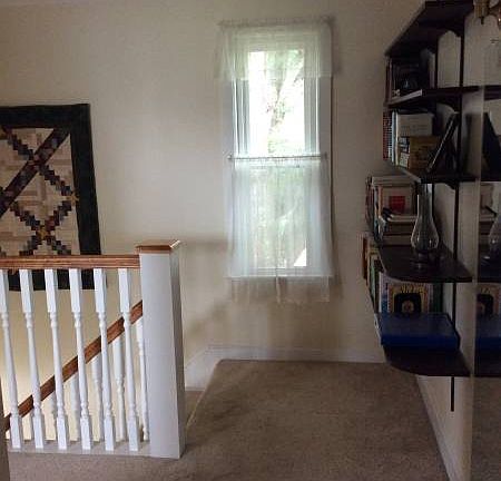2nd image of 1010 E Sharon Ave