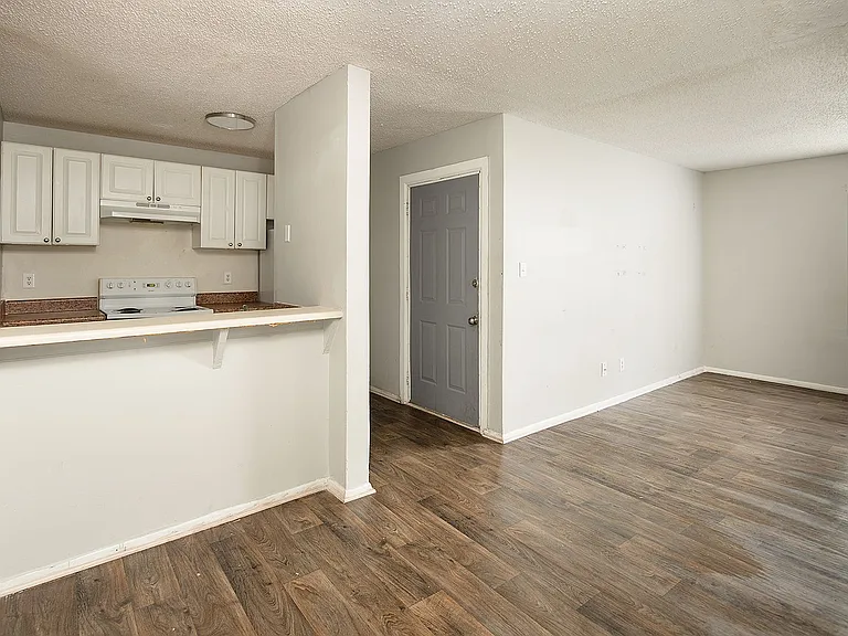 1234 Saratoga Dr — Photo 48