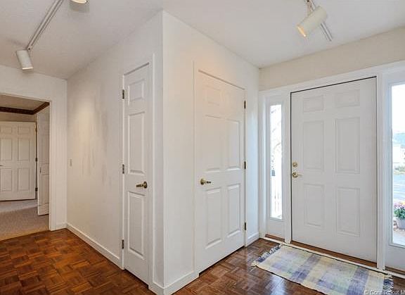 Brand new front door and wi...