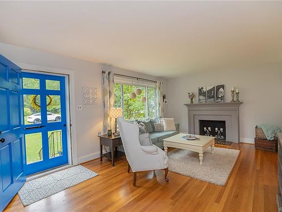 5th image of 9014 Michaux Ln