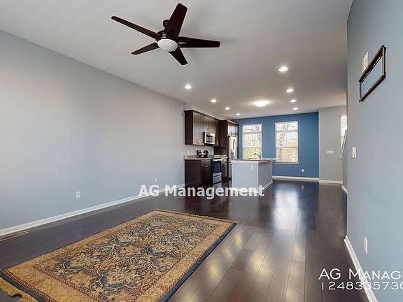 4th image of 1051 N Sherman Dr #B